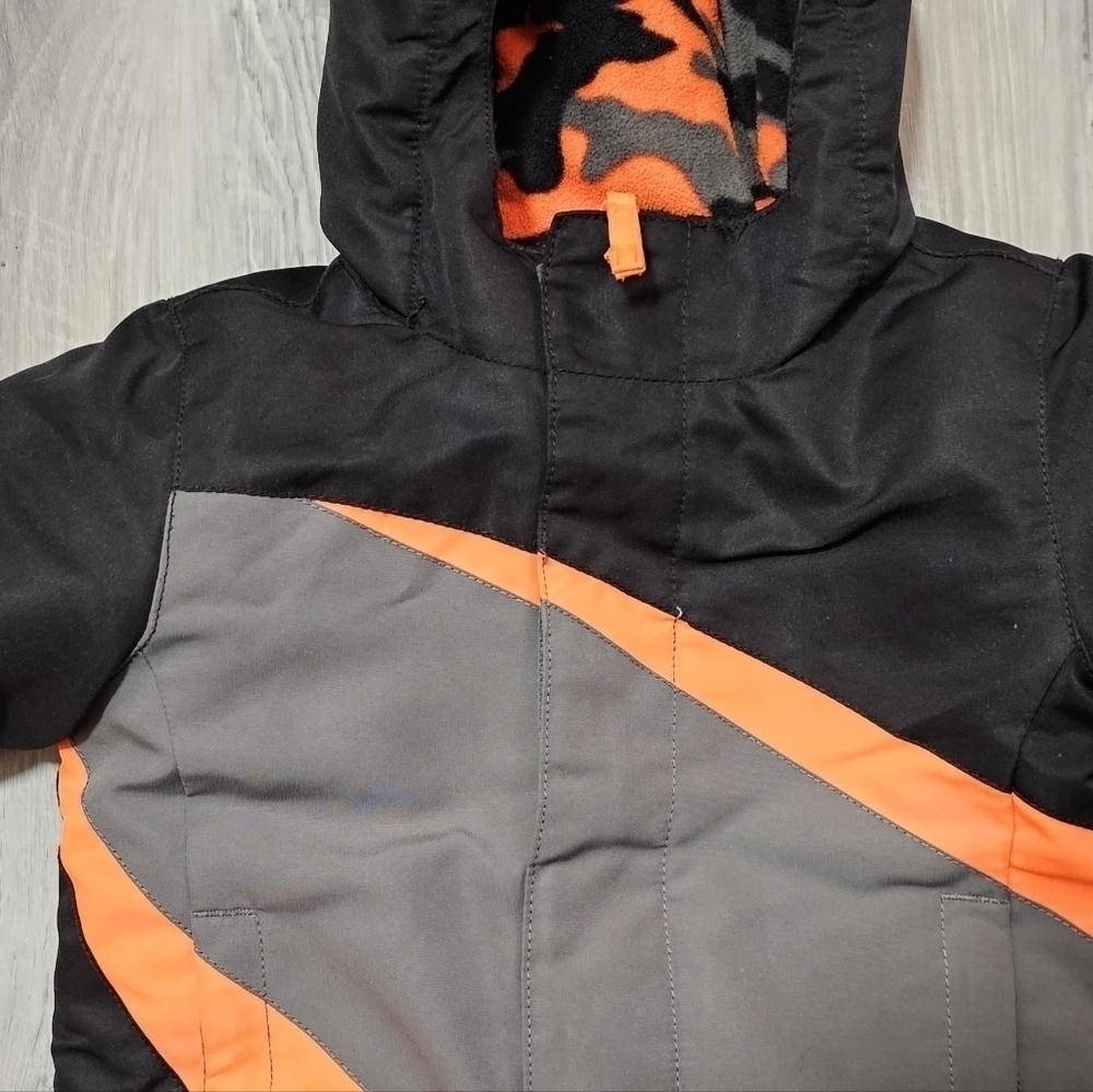 Size 2T | Wonder Kids 3-in-1 Orange/Gray Camo Zippered Jacket - Picture 8 of 8